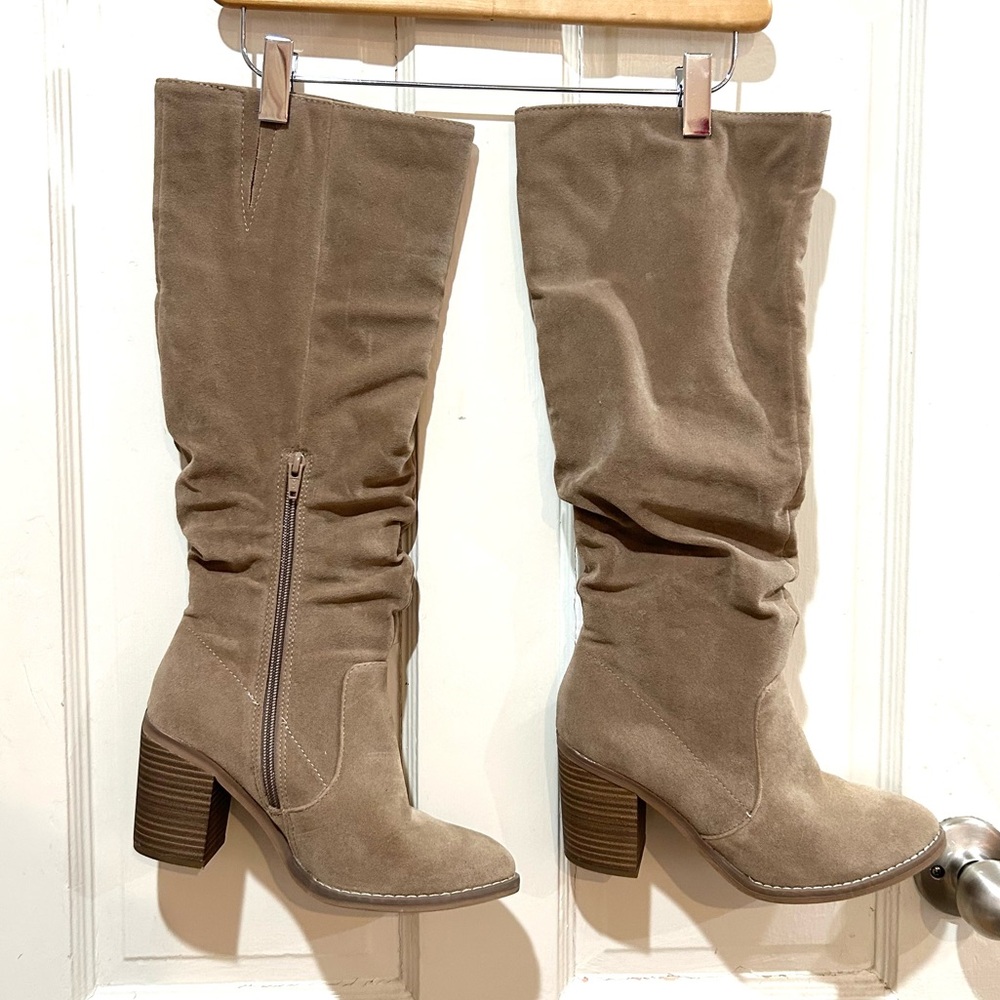 Universal Thread Taupe Vegan Suede Knee High Slouchy Boots Size 7.5